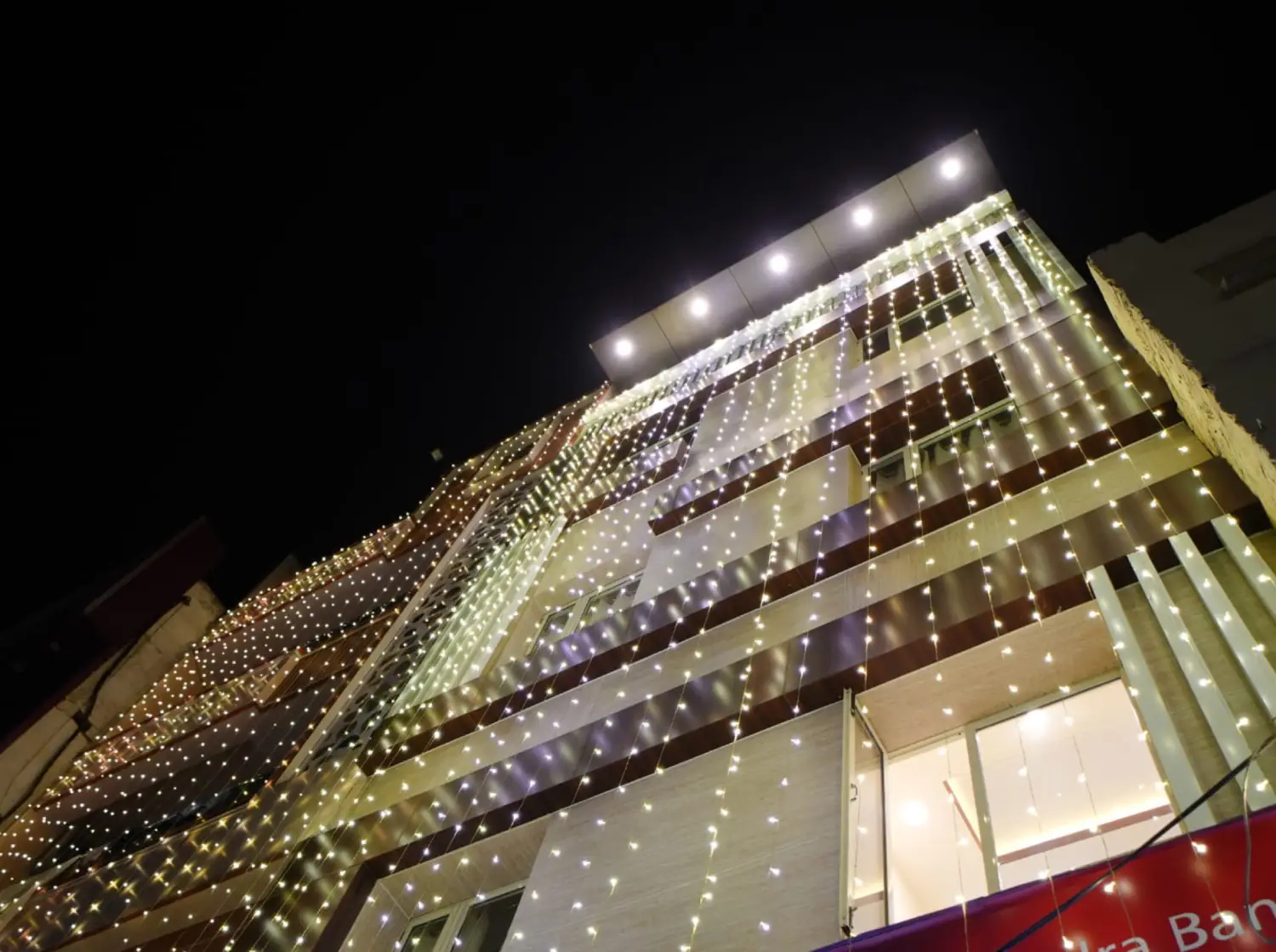 best guest house in varanasi