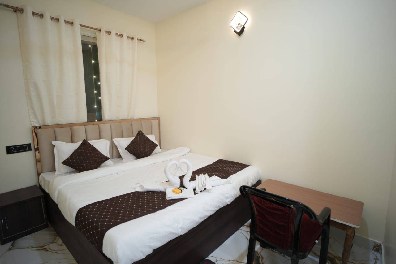 Family hotel room in Varanasi